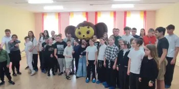 Волонтёрский отряд "Лига добра" посетил ЦКРОиР со спортивно-развлекательной программой "РАС, два, три, догони"